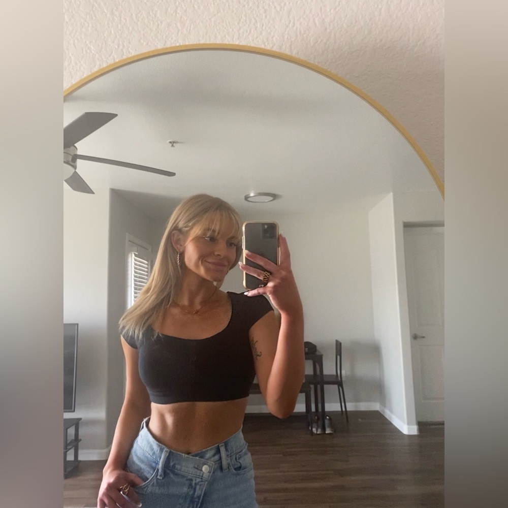 Alo yoga blissful Henley bra top - Picture 3 of 5